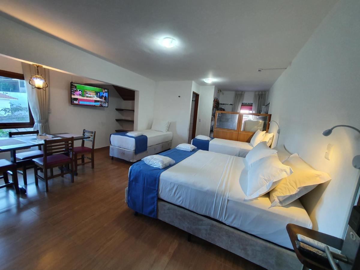 Hotel Chalet Monet - Granja Vianna كوتيا المظهر الخارجي الصورة