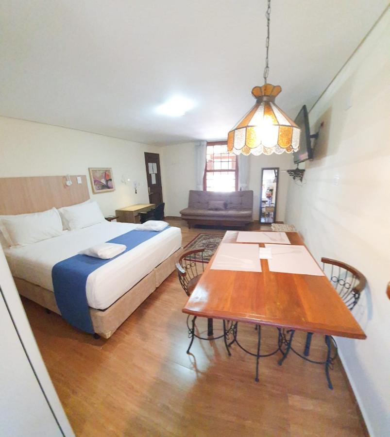 Hotel Chalet Monet - Granja Vianna كوتيا المظهر الخارجي الصورة