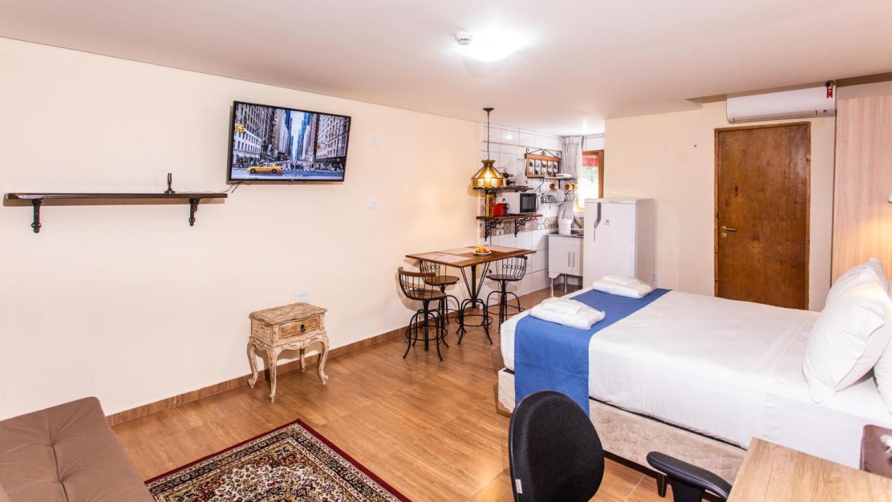 Hotel Chalet Monet - Granja Vianna كوتيا المظهر الخارجي الصورة