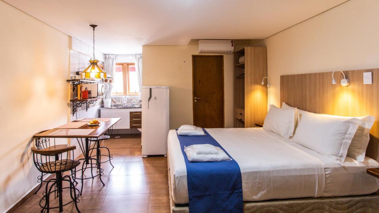 Hotel Chalet Monet - Granja Vianna كوتيا المظهر الخارجي الصورة