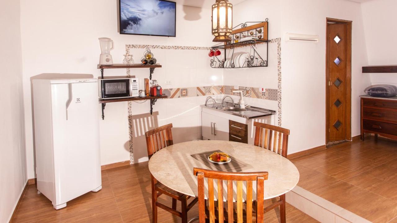 Hotel Chalet Monet - Granja Vianna كوتيا المظهر الخارجي الصورة