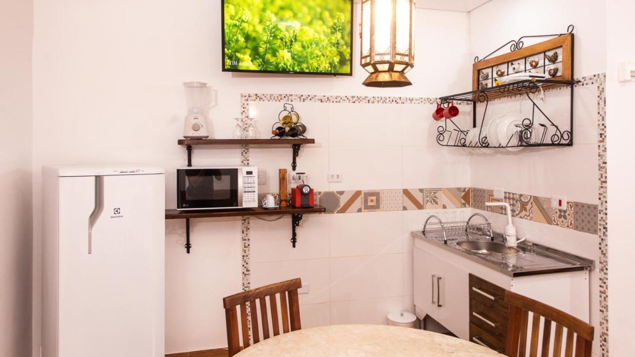 Hotel Chalet Monet - Granja Vianna كوتيا المظهر الخارجي الصورة